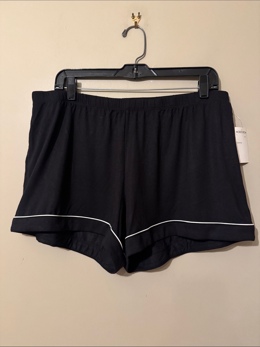 NWT- Nordstrom Pajama Shorts – black with white border, size Large